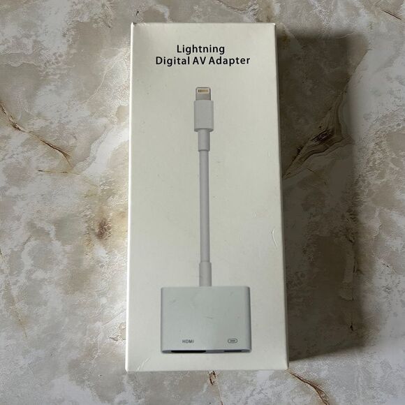 Lightning Digital AV Adapter - HDMI - iPhone iPad iPod - Picture 1 of 4